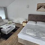 Motel Za Miedza Bralin