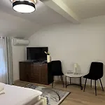 Motel Za Miedza 2*