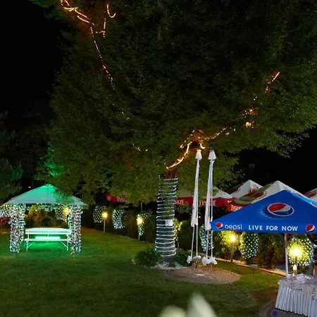 Za Miedza Motel Bralin