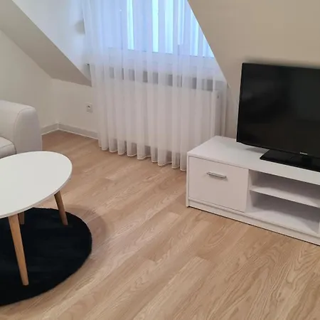 Za Miedzą 2* Bralin