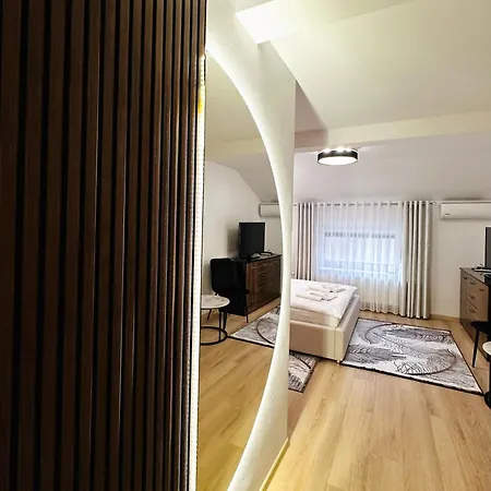Za Miedza Motel 2*
