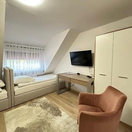 Motel Za Miedza Bralin