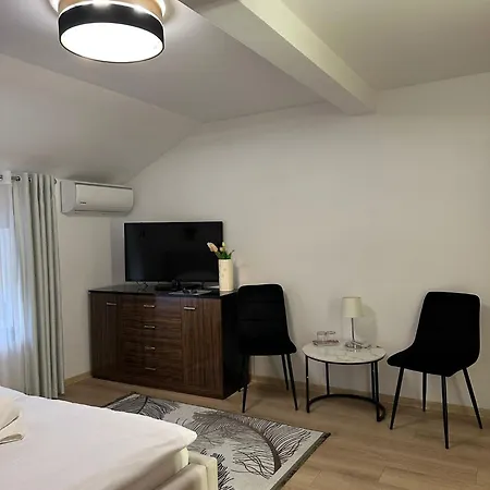 Motel Za Miedza 2*