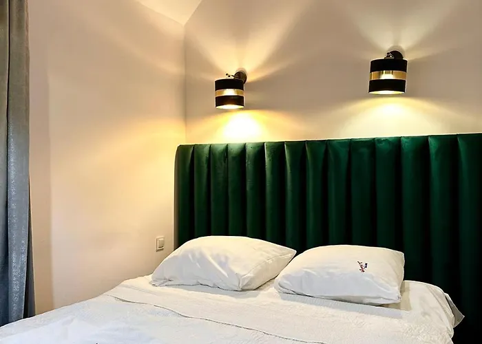 Za Miedza Motel Bralin