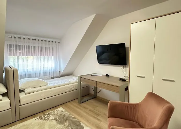 Motel Za Miedza Bralin